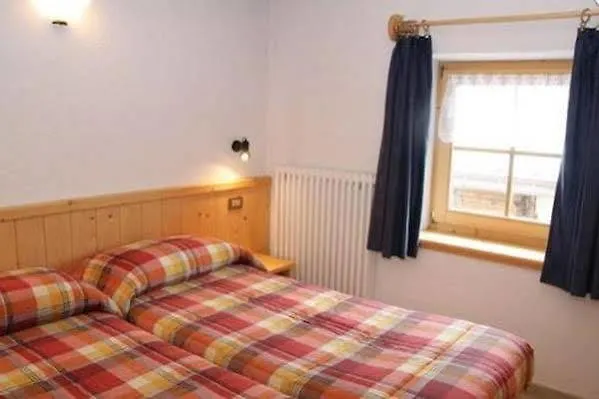 Apartments Casa Francisi - Lorenza Roulette Livigno 5*,  Italia